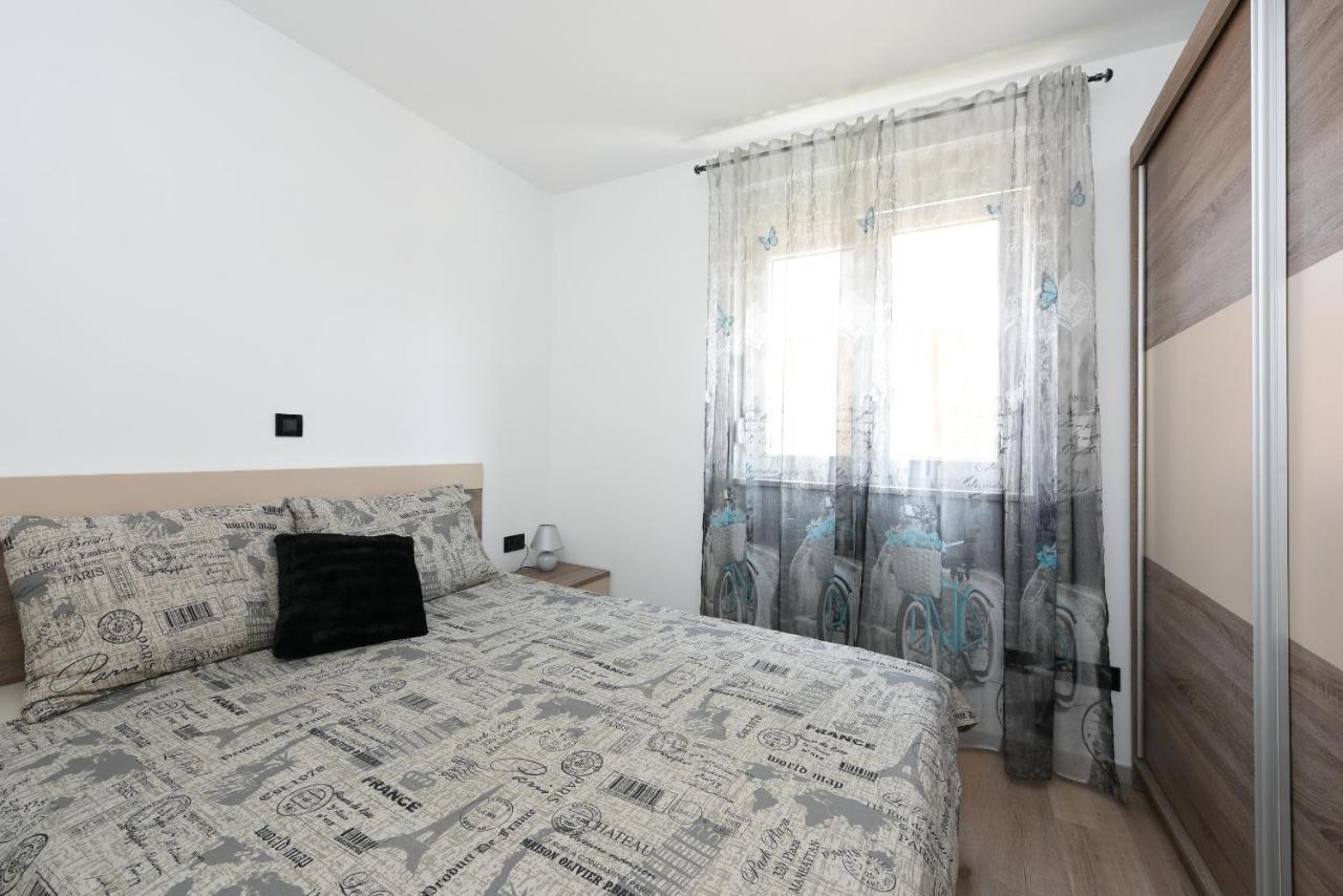 Apartment Matea Задар Экстерьер фото